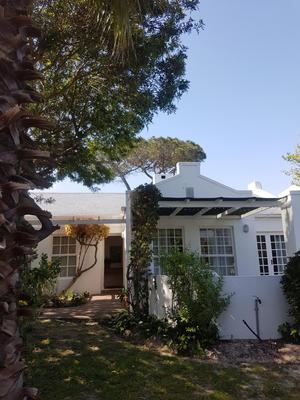 Cottage For Sale in Zevenwacht Farm Village, Kuilsriver