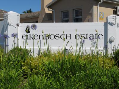 Townhouse For Sale in Eikenbosch, Kuilsriver